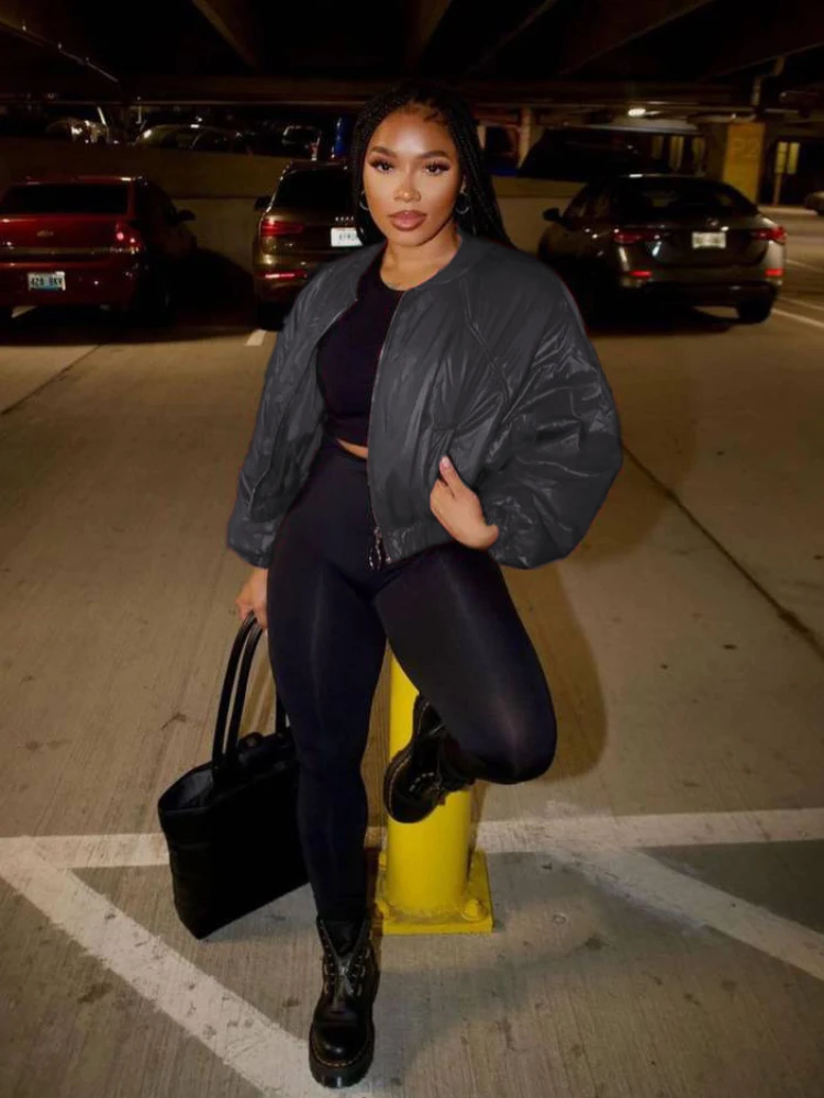 Рисунок 3 - Повседневный пуховик на молнии с длинным рукавом