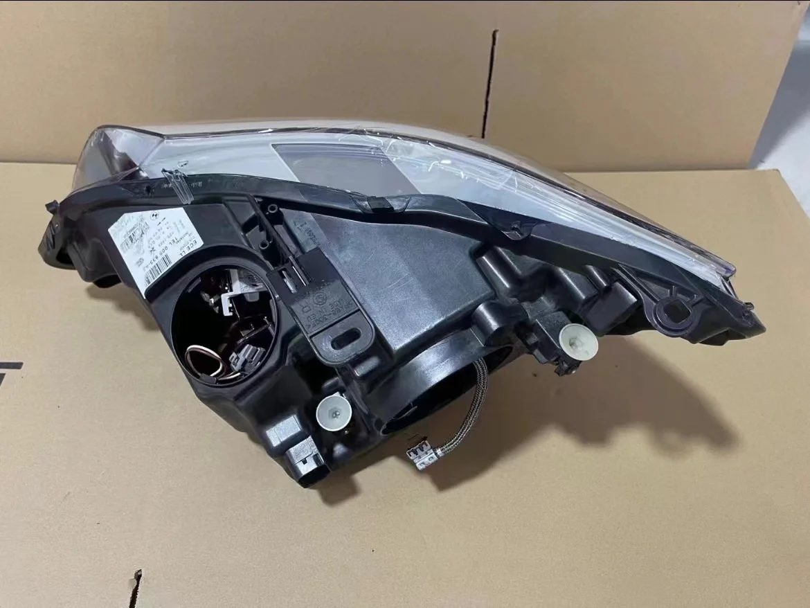 Подходит для BMW Z4 передние фары 2009-2012 E89 ксеноновая лампа Plug And Play AFS половина