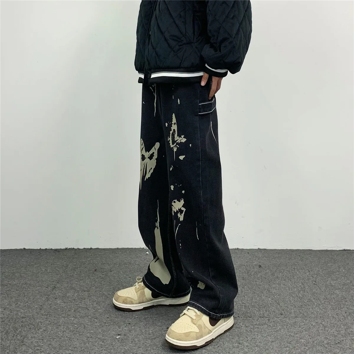 Four Seasons Men's Jeans Fashion Street Jeans Retro Graffiti Butterfly Print Loose Straight Y2k Pants Streetwear Ins Hot Sale