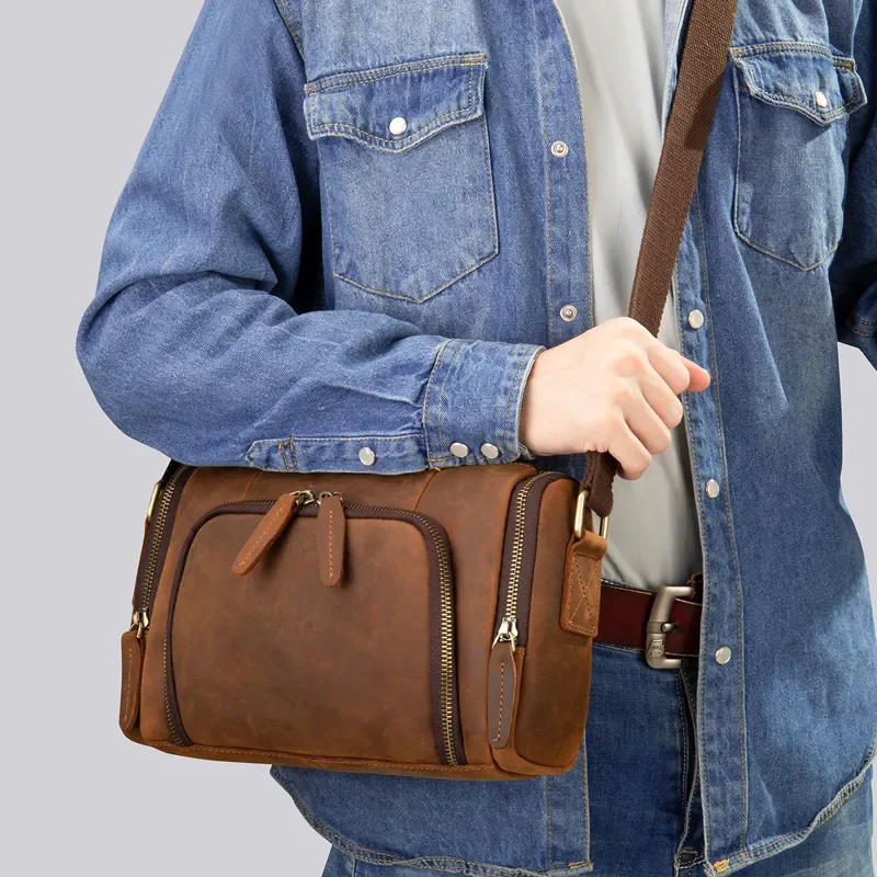 

AETOO New Crazy horse skin horizontal cylinder men's bag large capacity fashion retro one shoulder oblique span bag leather men