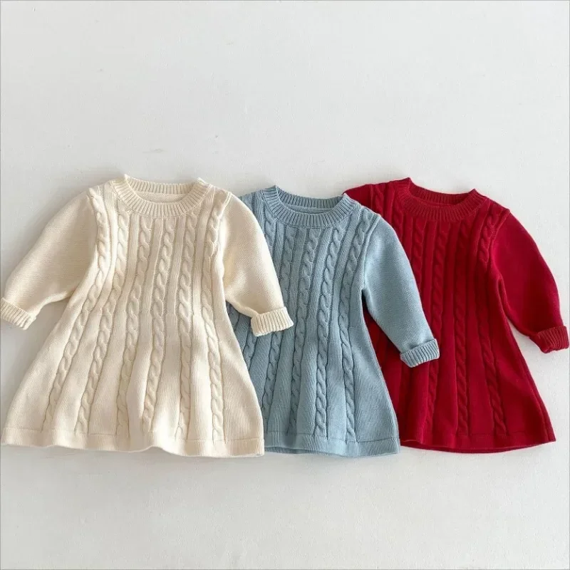 Осеннее вязаное платье-свитер для девочек