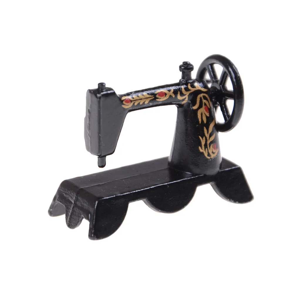 

1:12 Miniature Kids Dollhouse Decor Furniture Wooden Sewing Machine Thread Scissors Accessories For Dolls House Toys For Girls
