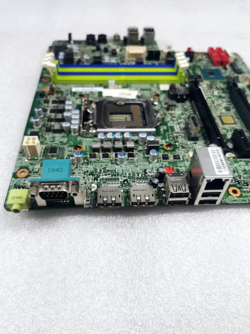 Основная плата рабочей станции Lenovo ThinkStation P330 I3X0MS C246 чип 01YW007