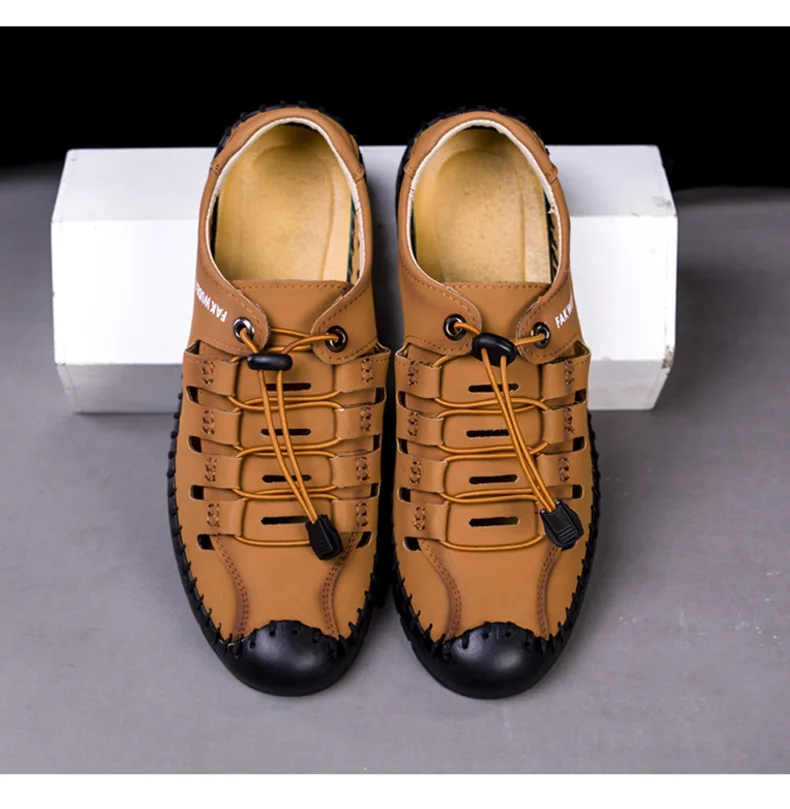 

Summer New Male Breathable Comfortable Leather Sandals Beach Outdoor Leather Shoes Men Cave Shoes Soft Bottom Breathable