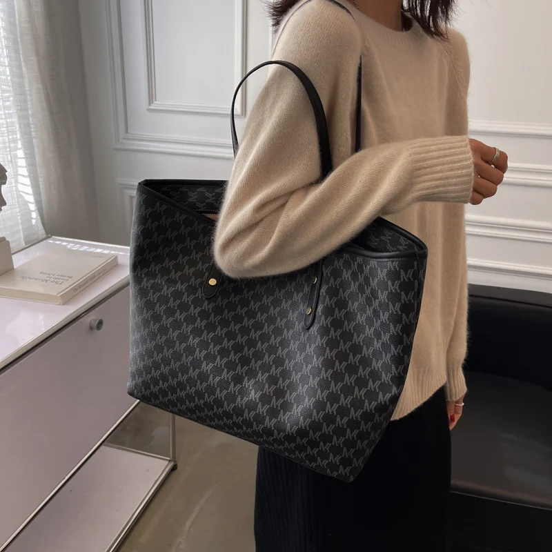 Women's Hot Trend Luxury Letters Shoulder HandBags Large Capacity Retro Simple Tote Bag Shopping Hand Bags for Women Beach Bags