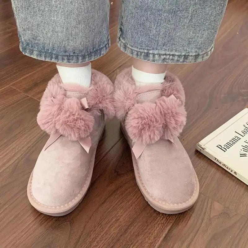 

Женские замшевые сапоги на каблуке 4,5 см, Размеры 35-40