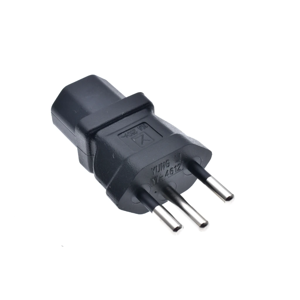 Адаптер с 3 зубцами швейцарский штекер SEV1011 к IEC 60320-C13 для использования в качестве