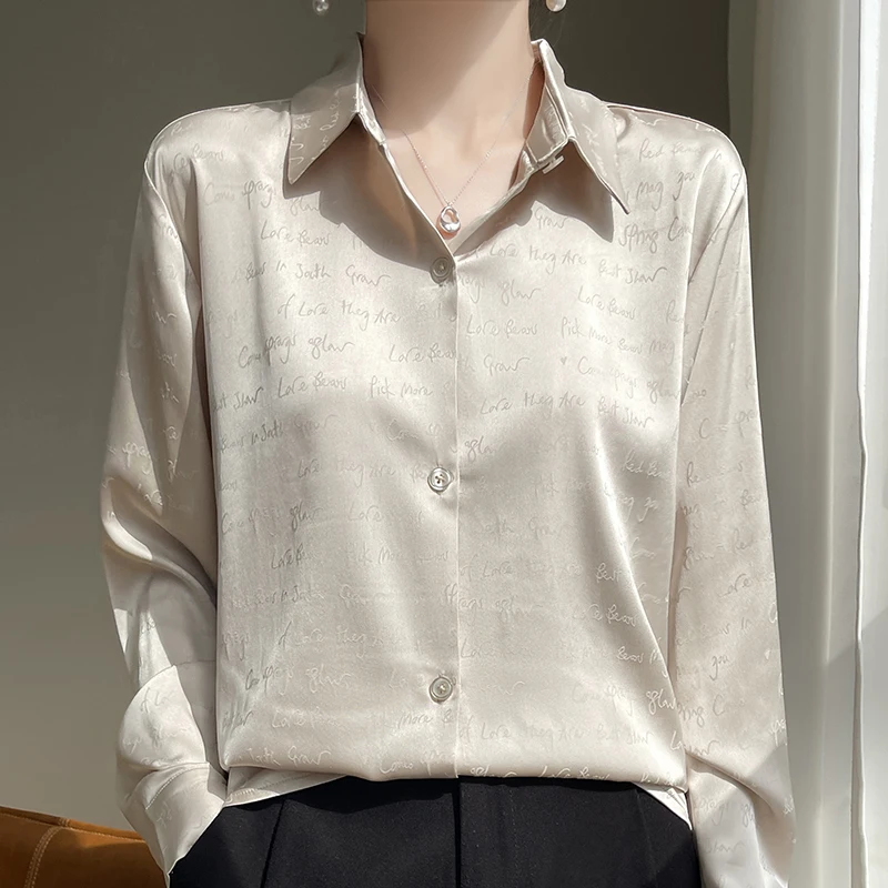 Женская атласная рубашка с длинным рукавом
