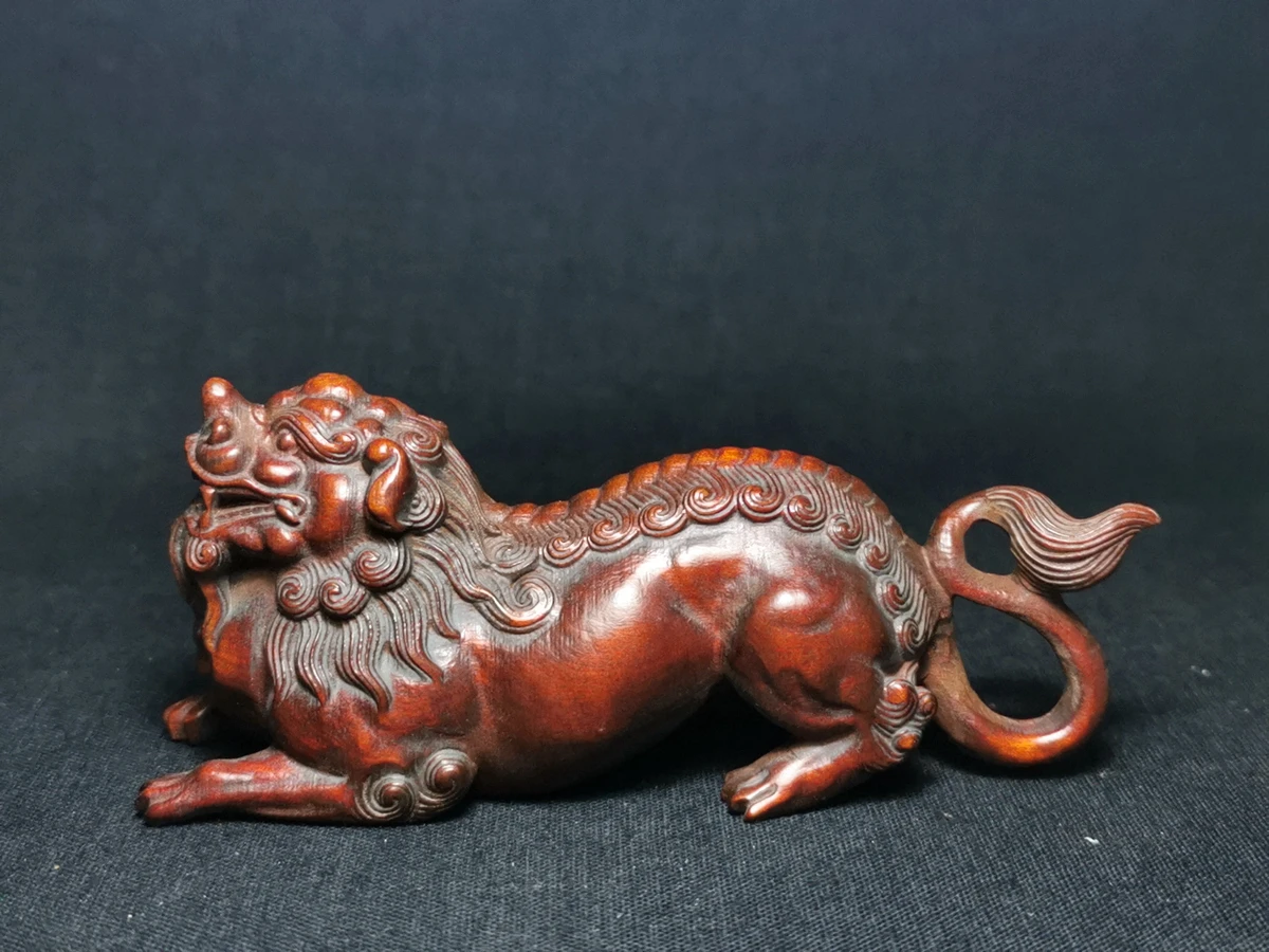 

YIZHU CULTUER ART Chinese boxwood hand carved Foo Dog lion figurine statue desk decoration collectable Gift
