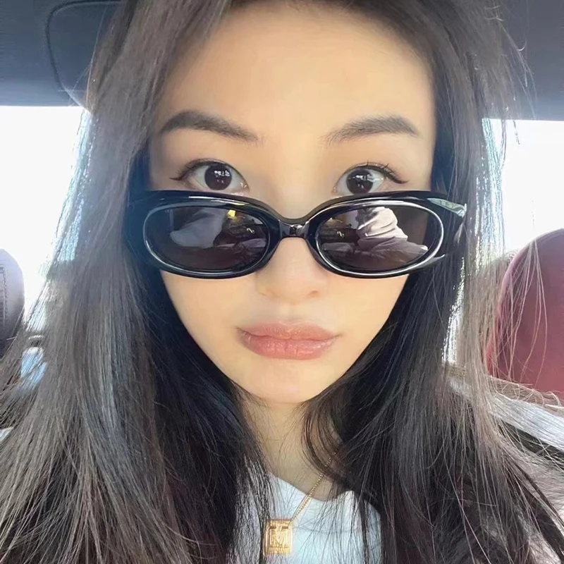 

Yuumi OTO Sunglasses For Women Mens Black Eyewear Cat eye MGlasses Spy Fashion Oversized Luxury Designer Brand Jennie Korea