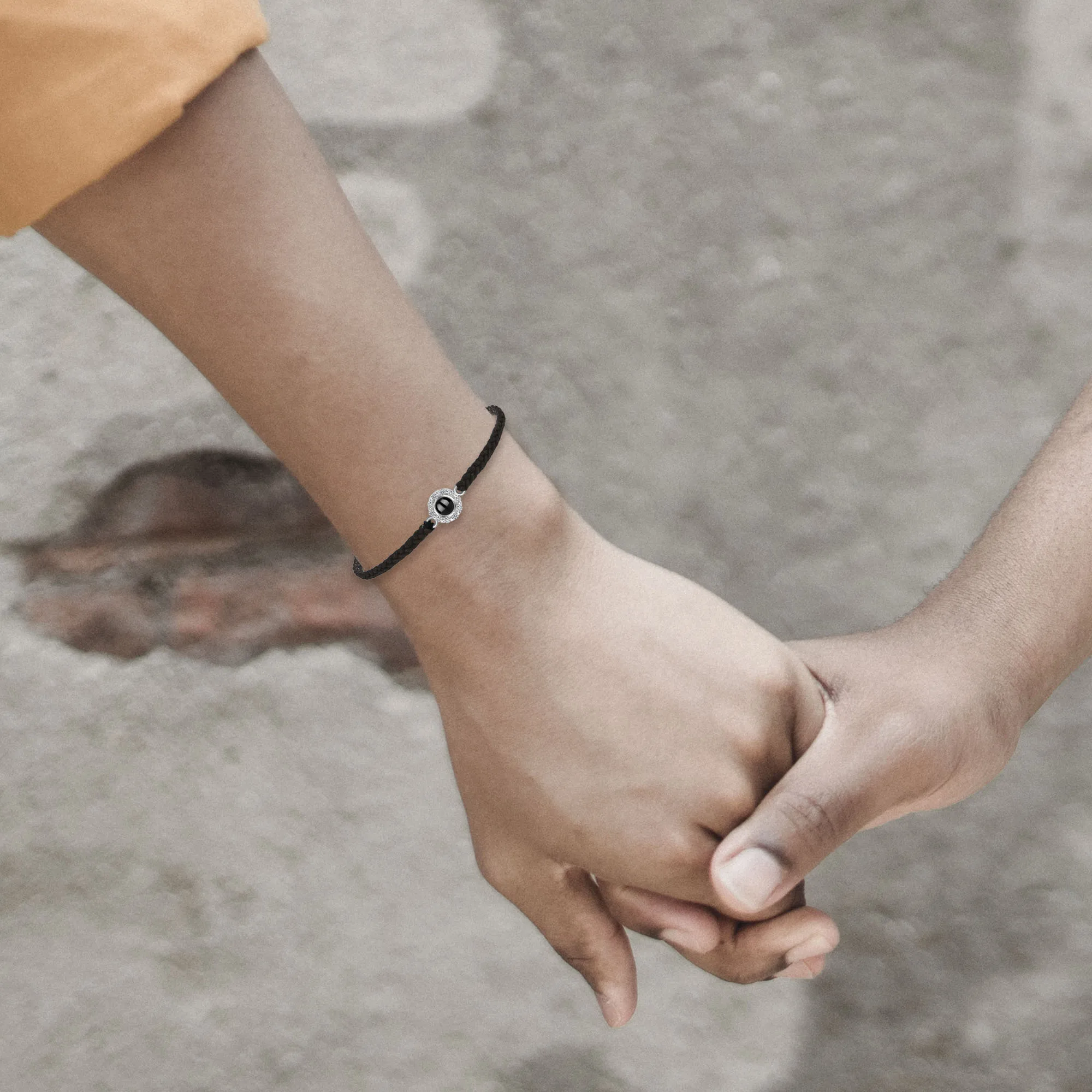 Рисунок 2 - Браслет с индивидуальными изображениями