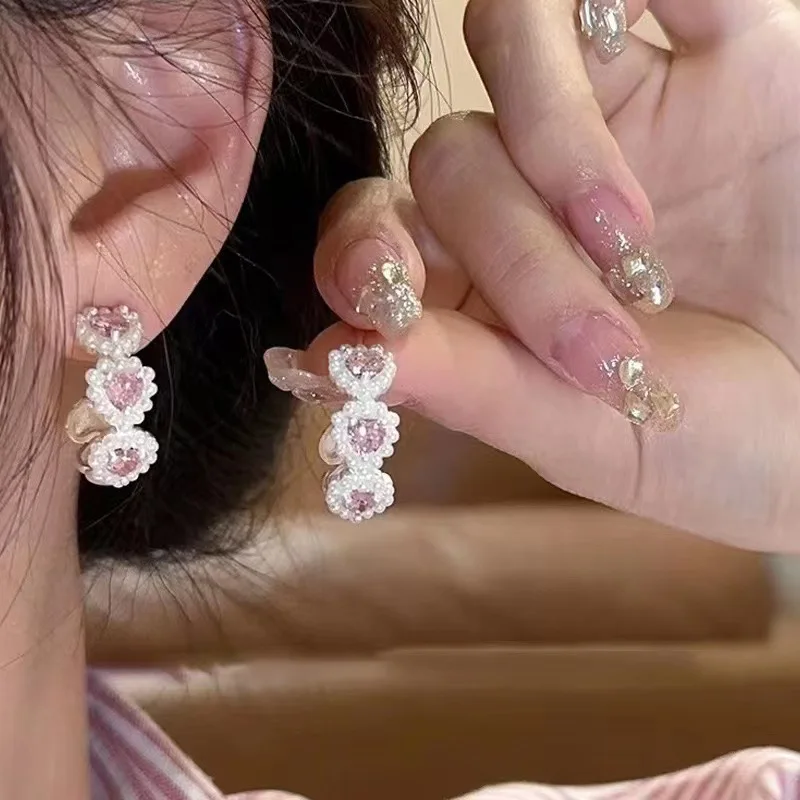 

2023 New Fashion Trend Unique Design Elegant Delicate Zircon Flower Heart Pearl Earrings Women Jewelry Party Gifts Wholesale