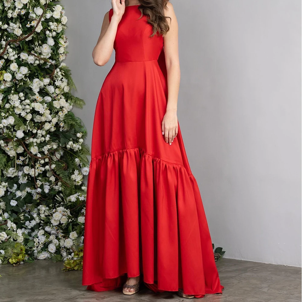 Изысканные вечерние платья с открытой спиной и складками на лентах элегантные