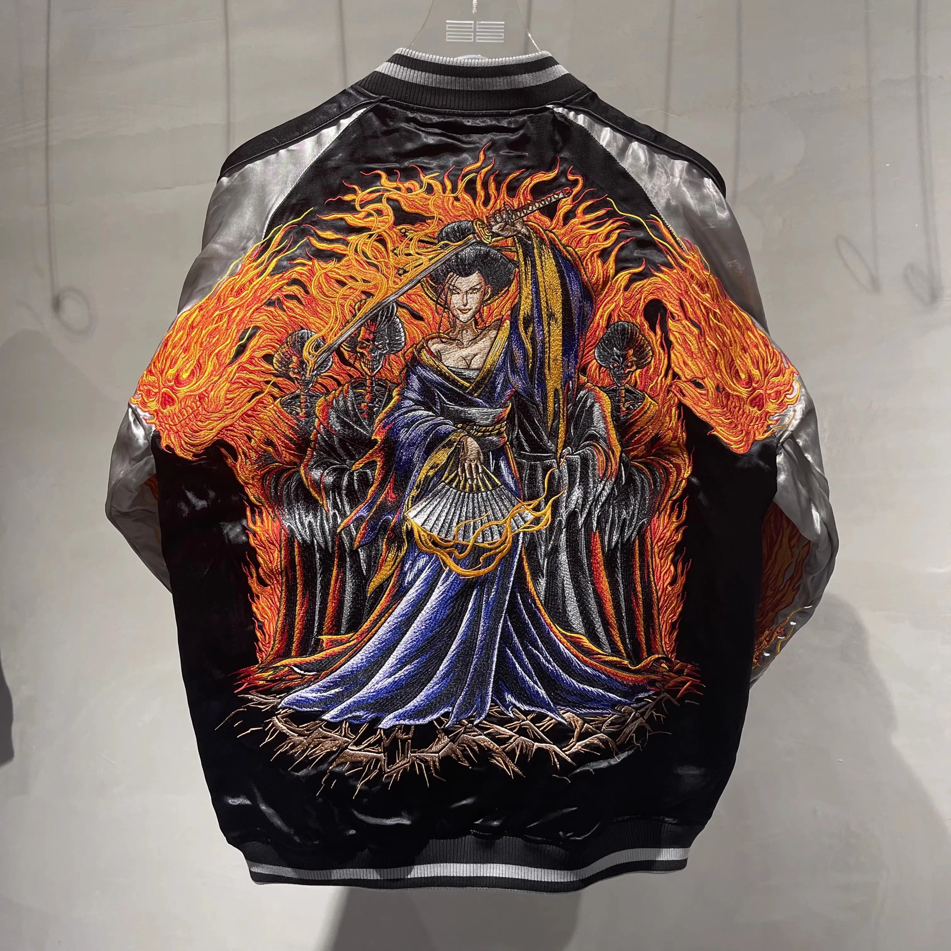 Коллекционный уровень супер тяжелые рабочие вышитые пламенные оригинальные