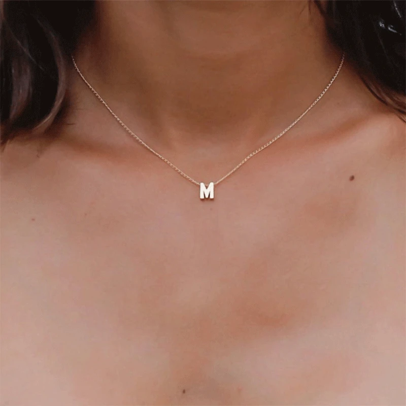 

New Simple 26-letter Pendant Stainless Steel Gold-plated Clavicle Chain Charm Ladies Jewelry In Europe and America