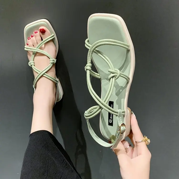 

2022 Women's Sandals Thick Sole Casual Heightening Cross Strap Adult Classic Black and White Women's Shoes Ladies Sandals