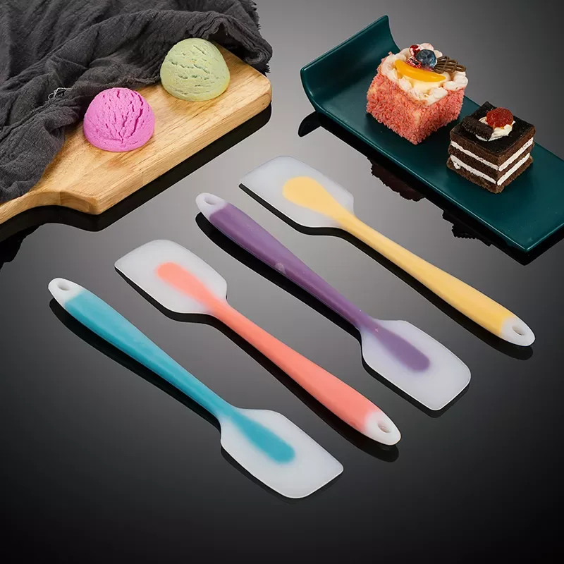 

2022New cake spatula Batter scraper Butter mixer Silicone shovel Ice cream scoop Baking tool Kitchen accessories Cooking tools