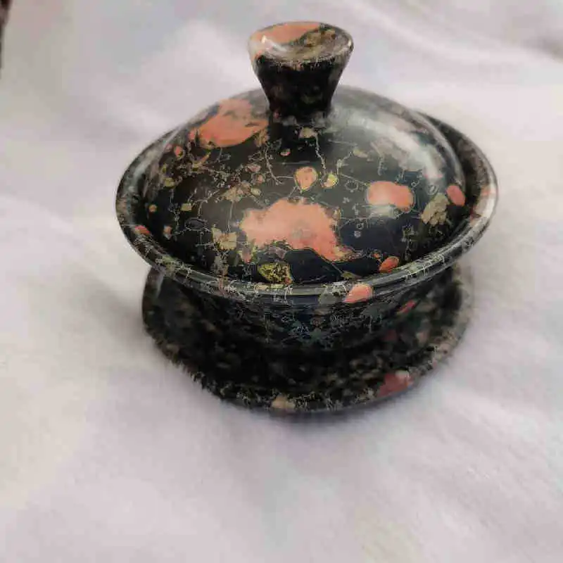 Фото Нефритовая чайная чаша с цветком сливы и крышкой оптом с магнитом Anshan Rock Jade Wine Set Чайный сервиз Нефритовая чайная чашка Нефритовые поделки №1