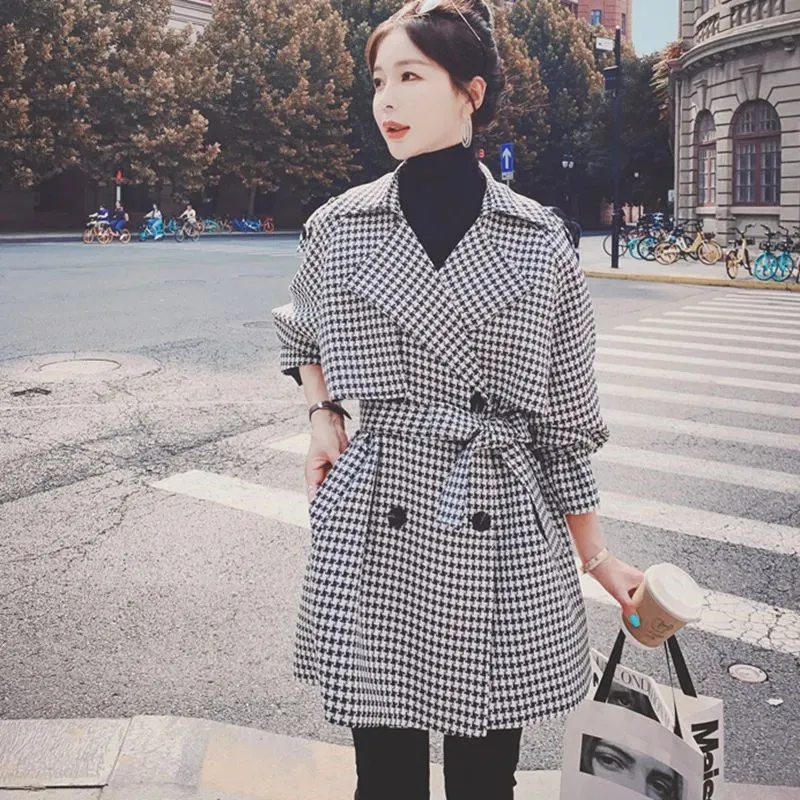 

Korean Houndstooth Trench Coat With Sashes Women Casual Lapel Long Sleeve Double Breasted 2022 Autumn Female Outwear Moda Mujer