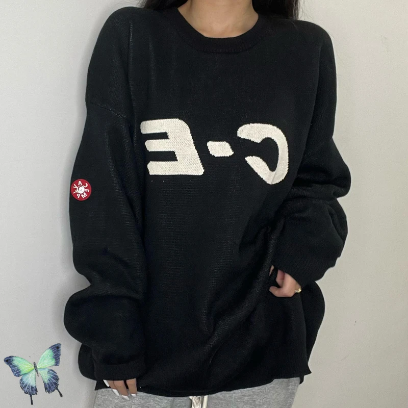 

Свитер в стиле оверсайз для мужчин и женщин