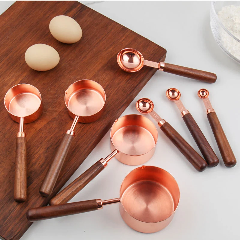 

Набор мерных ложек из нержавеющей стали для выпечки, градиентные инструменты, чашки, ручка из орехового дерева, кухонные аксессуары для кофе, весы для бармена