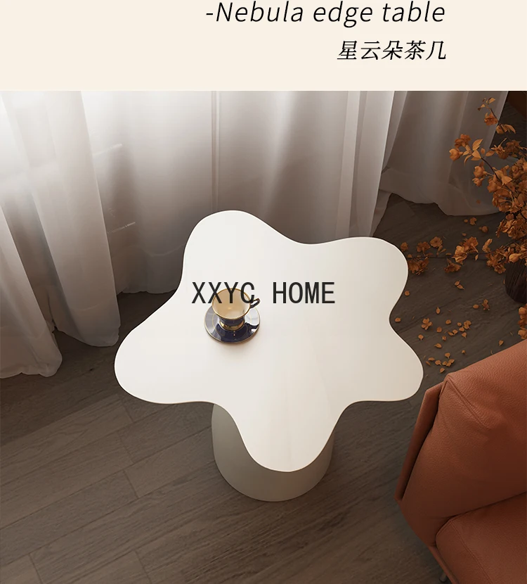 Дополнительная настольная лампа современная