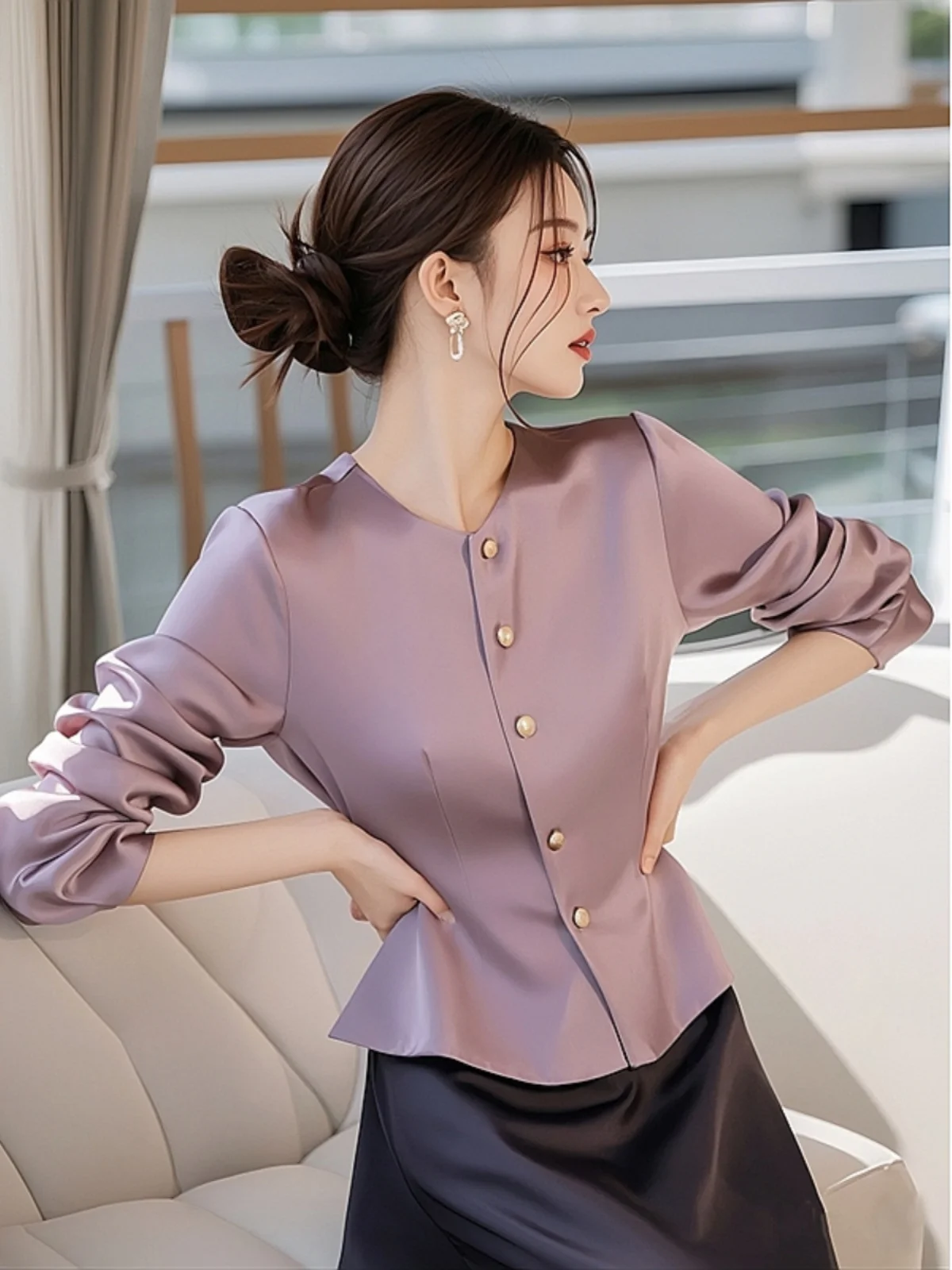 Плюс размер 2024 новая атласная рубашка из ацетата фиолетовый топ женская одежда