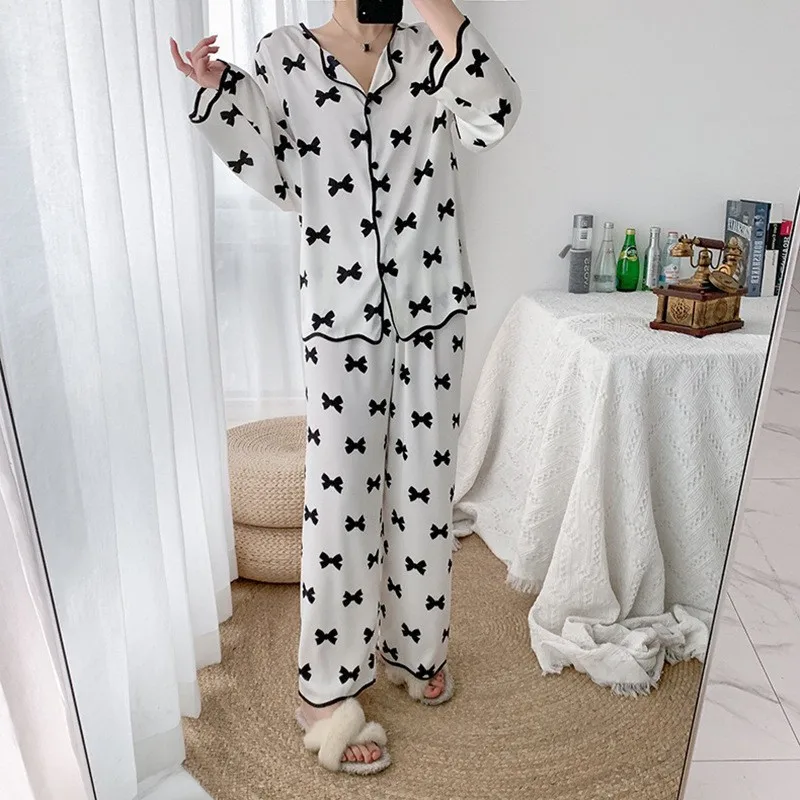 Autumn and Winter Women's Pajamas Wall Cotton Long Sleeved Pajamas Women's Thin White Popular Silk Home Clothes Suit 2 Piece