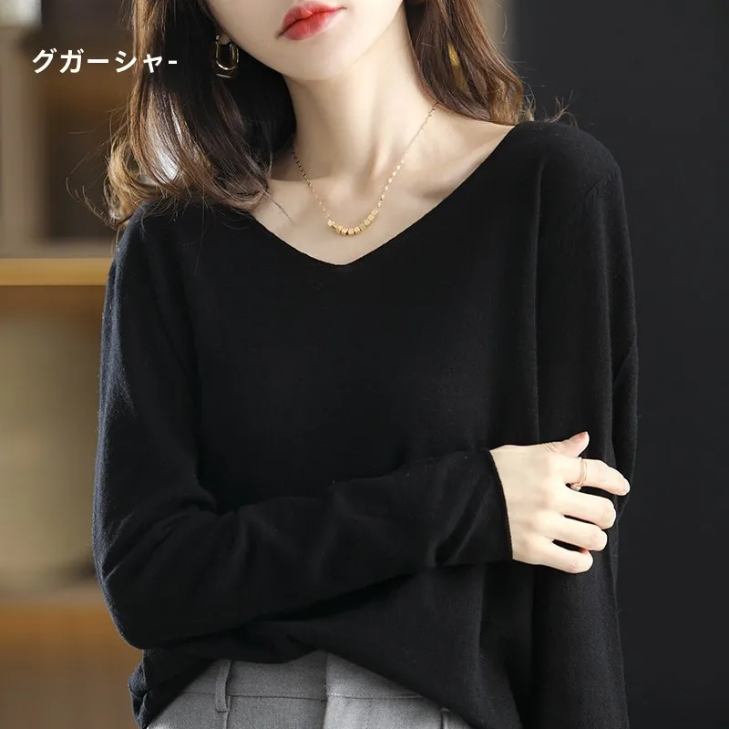 Белый свитер вязаная нижняя рубашка женская осенняя свободная утягивающая с