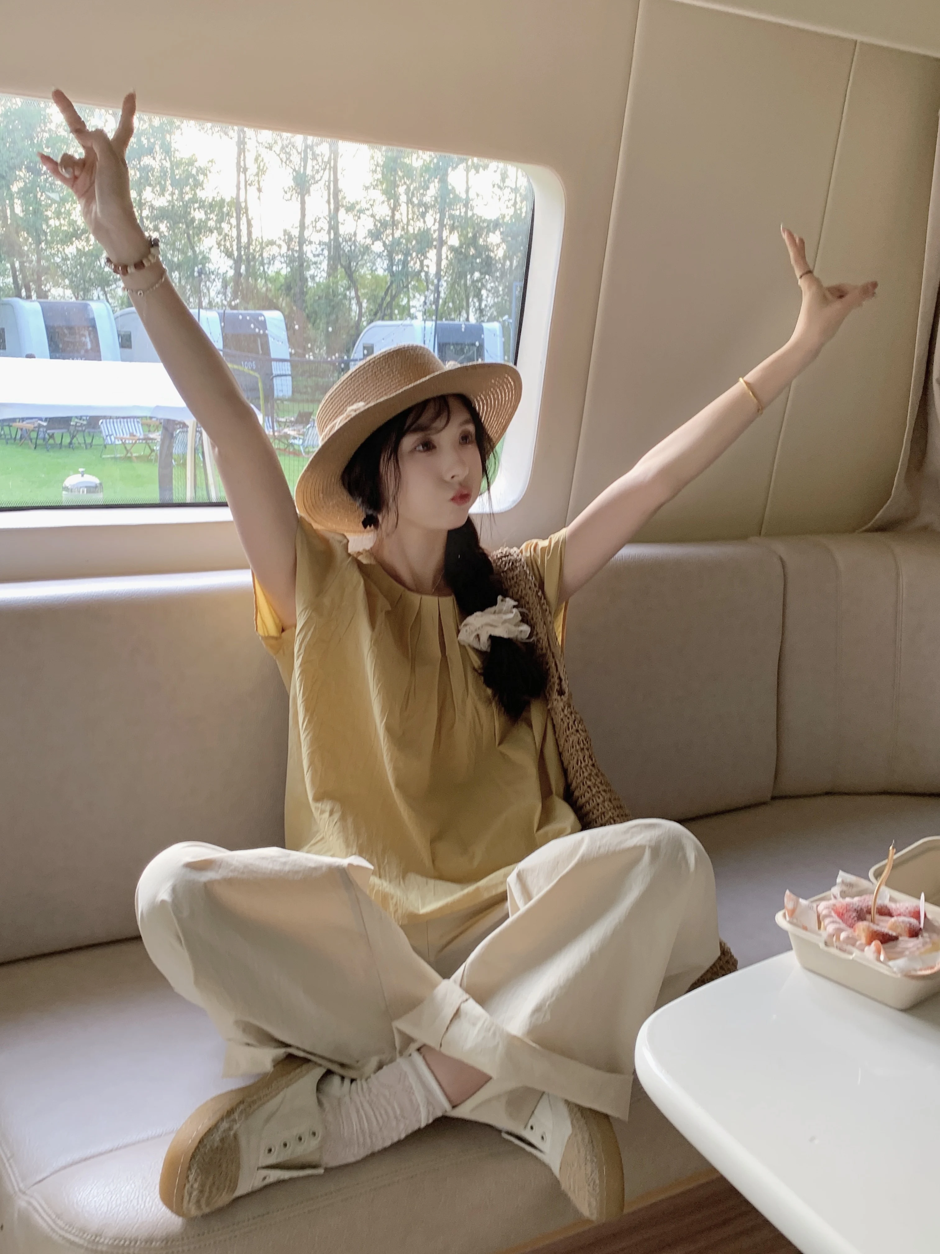 Plus Size WW Weiweijia Plus size round Neck Pleating Short sleeve Top + Elastic Waist Loose Wide Leg Pants Two-piece Set Slim...