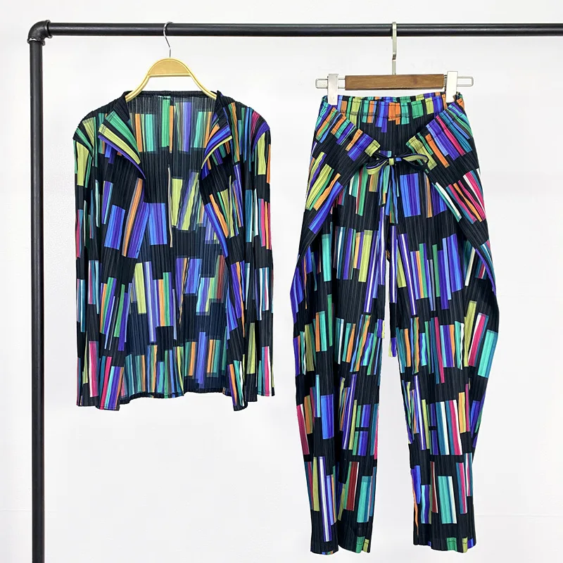 

Women Sets Miyake Pleated Fashion High Street Spring/Autumn Print Loose Large Size Female Folds Two-piece set Tide