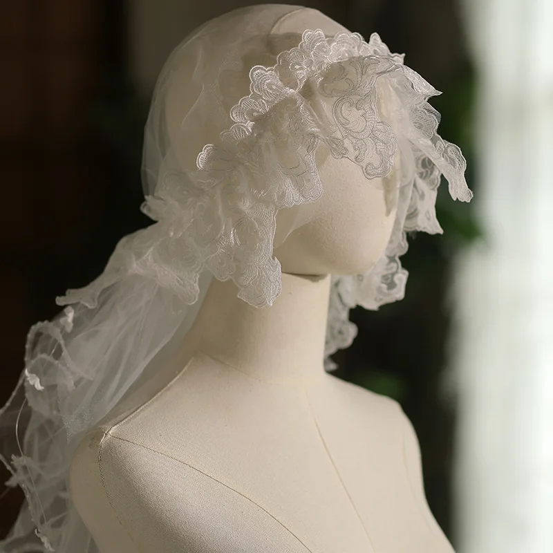 Винтажная кружевная свадебная фата новая короткая тюль и кружево элегантная