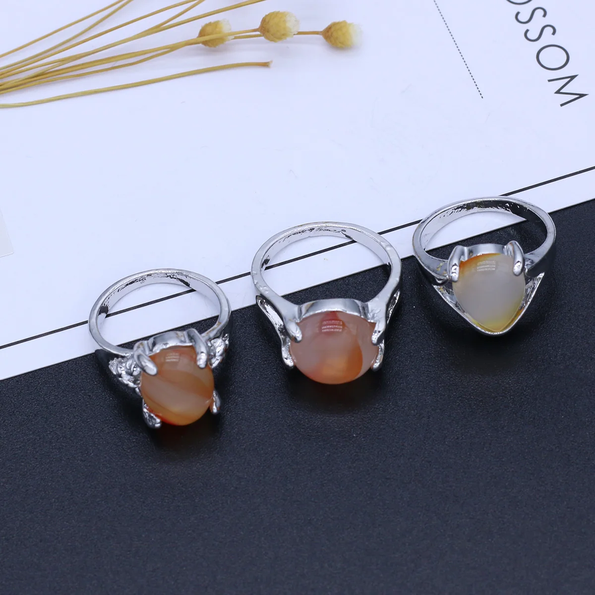 

Mixed Red Agate Styles Ring Metal Ring 10pieces Charm DIY Making Gift Party Women Men Girl Jewelry Accessories
