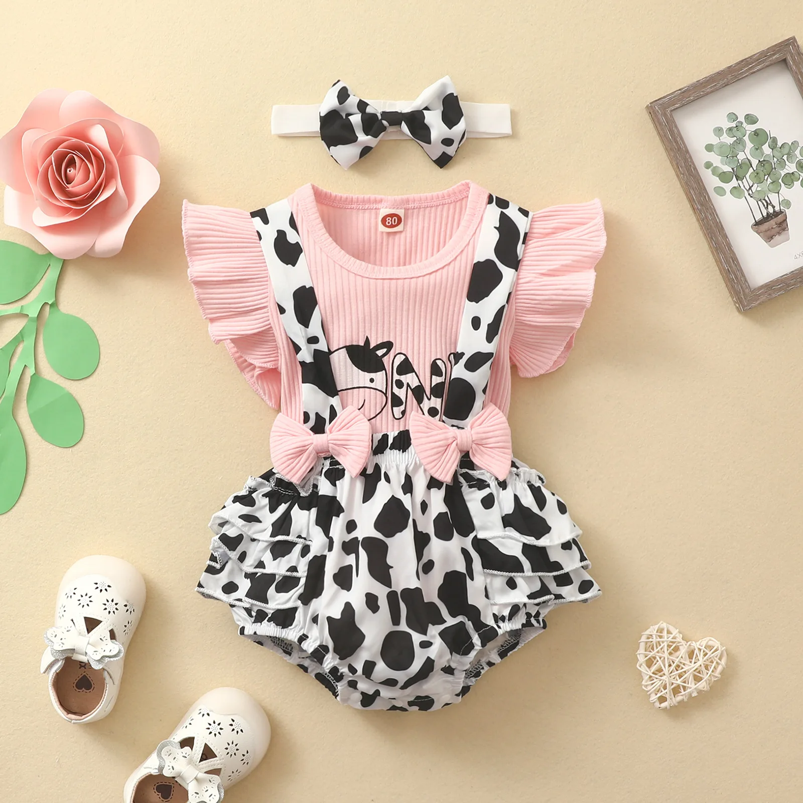 

0-18 Months Newborn Infant Baby Girl Clothes Sets Fashion Cartoon Print Ribbed Vest Top+Bow Print Strap Pants Set Summer Outfits