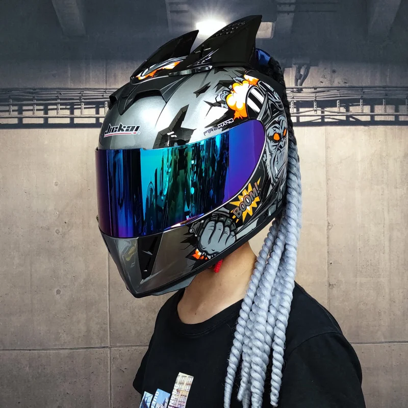 Suitable for  helmet electric motorcycle with Bluetooth full helmet covered locomotive anti fog decorative head grey