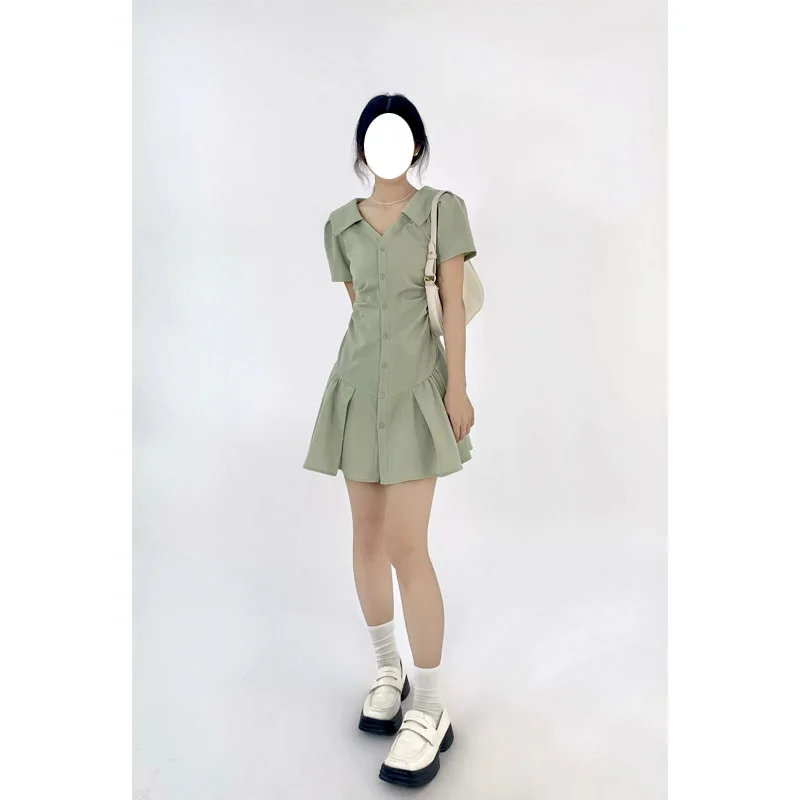 Женское однобортное офисное платье-поло черное ТРАПЕЦИЕВИДНОЕ плиссированное