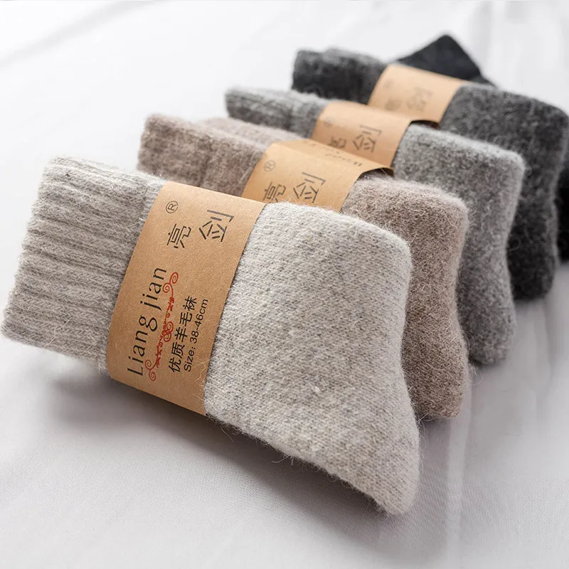 

1 Pair Winter Thicken Warm Wool Male Women Socks Men Socks Super Plush Solid Socks Merino Wool Socks Christmas Against Cold Snow