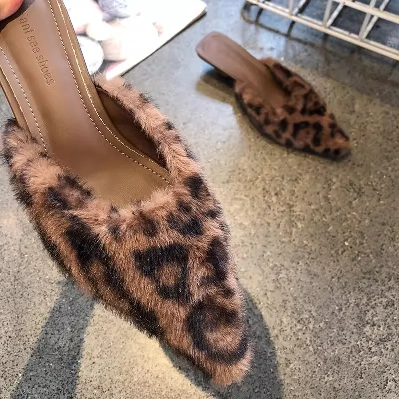 Фото Slippers Casual Shoes Woman Pink Slides Shallow Butterfly-Knot Med Cover Toe Fur Flip Flops Pantofle Luxury Plush New Butte №3