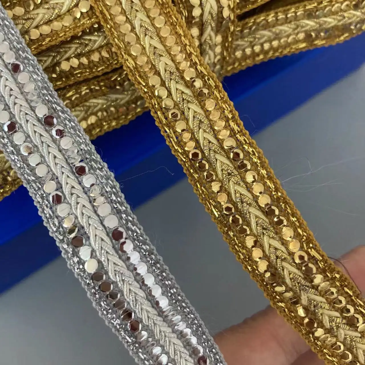 Кружевная тесьма 2 ярда 1 7 см