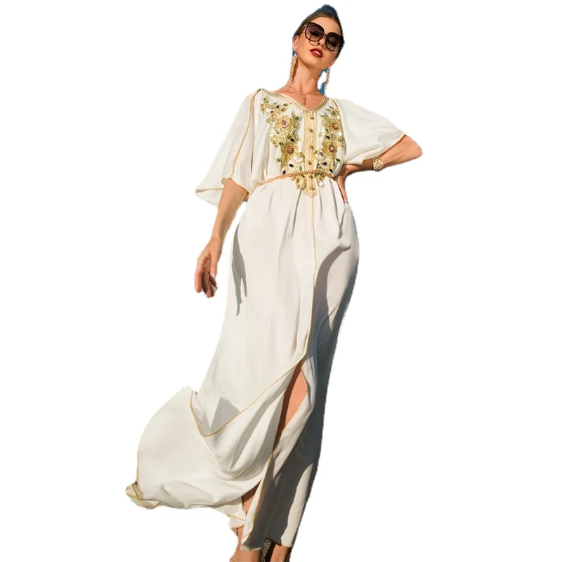 

White Evening Dresses Moroccan Caftan Women Golden Trim Handsewn Rhinestones Luxury Abaya Muslim Bridal Gowns Gulf Jalabiya