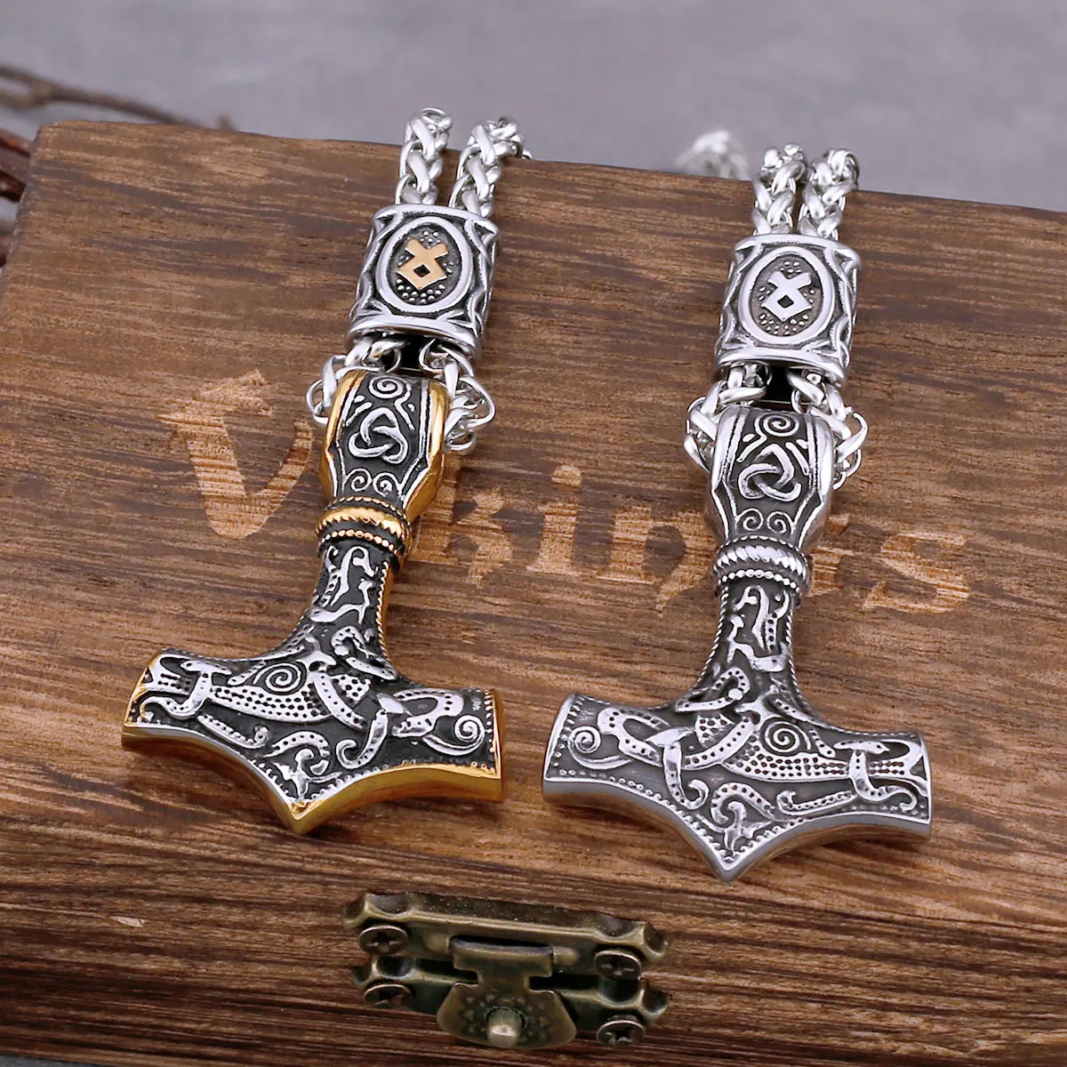 

New Design Thor's Hammer Rune Necklace Men's Fashion Celtic Symbol Stainless Steel Pendant Hip Hop Biker Vintage Jewelry Gift