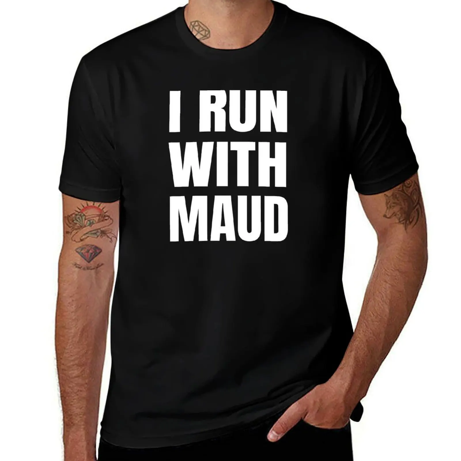 Фото Футболка iRunWithMaud - Ahmaud Arbery - iRunWithMaud - JusticeforAhmaud, устойчивая к запаху, с короткими рукавами №1