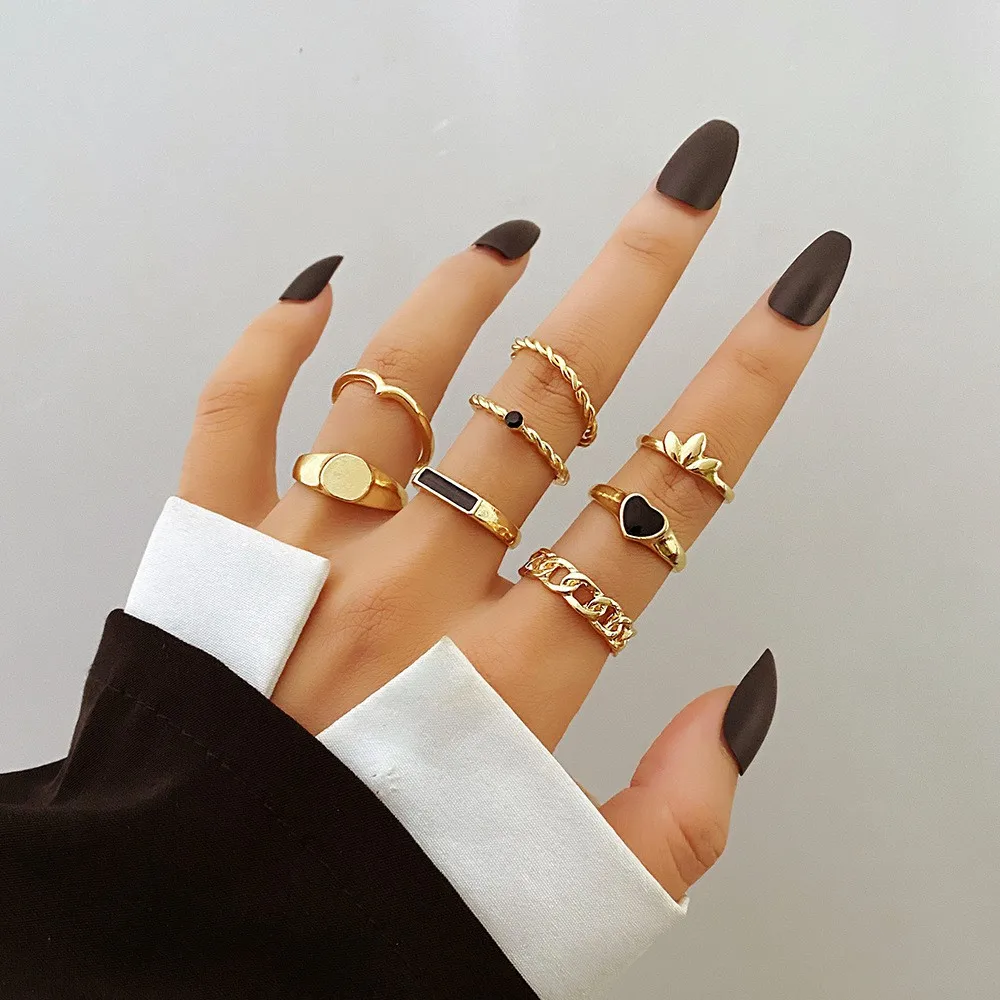 

8 Pcs Gold Plated Knuckle Rings Set for Women Girls Vintage Stackable Boho Cuban Chain Heart Signet Finger Rings