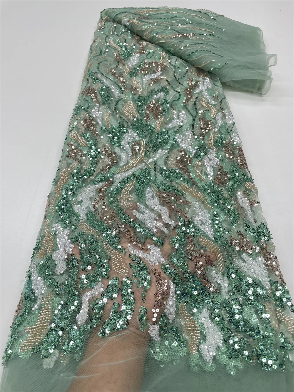 

Popular Beaded Fabric With Sequins Embroidery African Nigeria Lace French Mesh Yarn Lace Party Dress Wedding Dress Sew QF0847