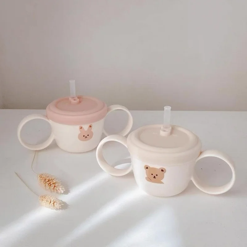 

Cartoon High Temperature Resistant Children's Drinking Cup Snack Storage Cup with Lid and Handle