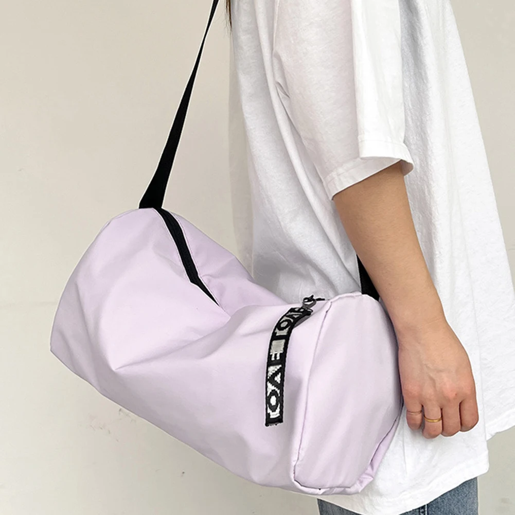 

Large Capacity Fitness Training Bag Multi-Pockets Handbag Folding Portable Outdoor Gym Bag Adjustable Strap for Weekend Training