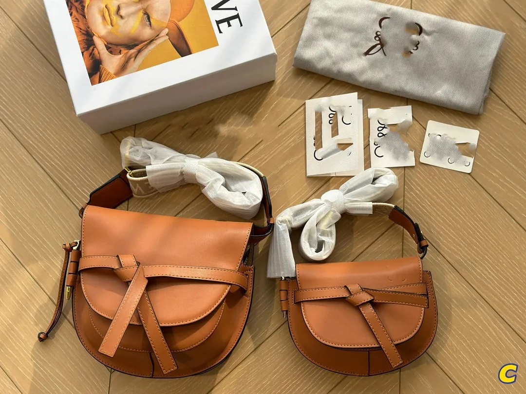 

New Brand Luxury Designer gate leather new shoulder strap Gate Bag saddle bag crossbody bag size: small 21*18cm/large 29*21cm