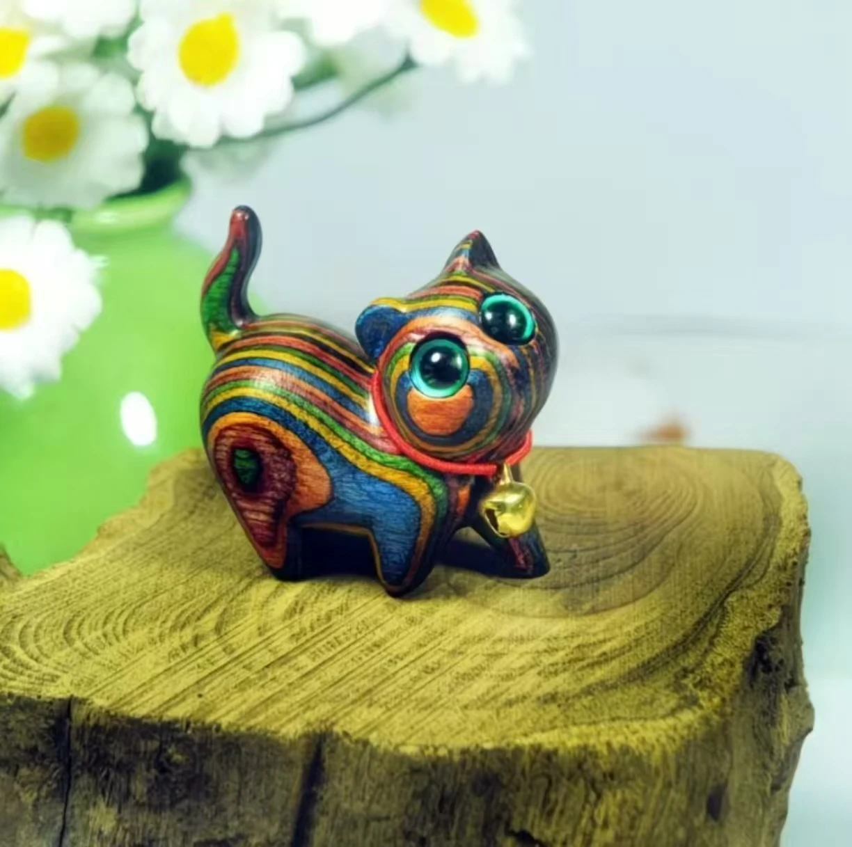 

Деревянная фигурка кота из сандала