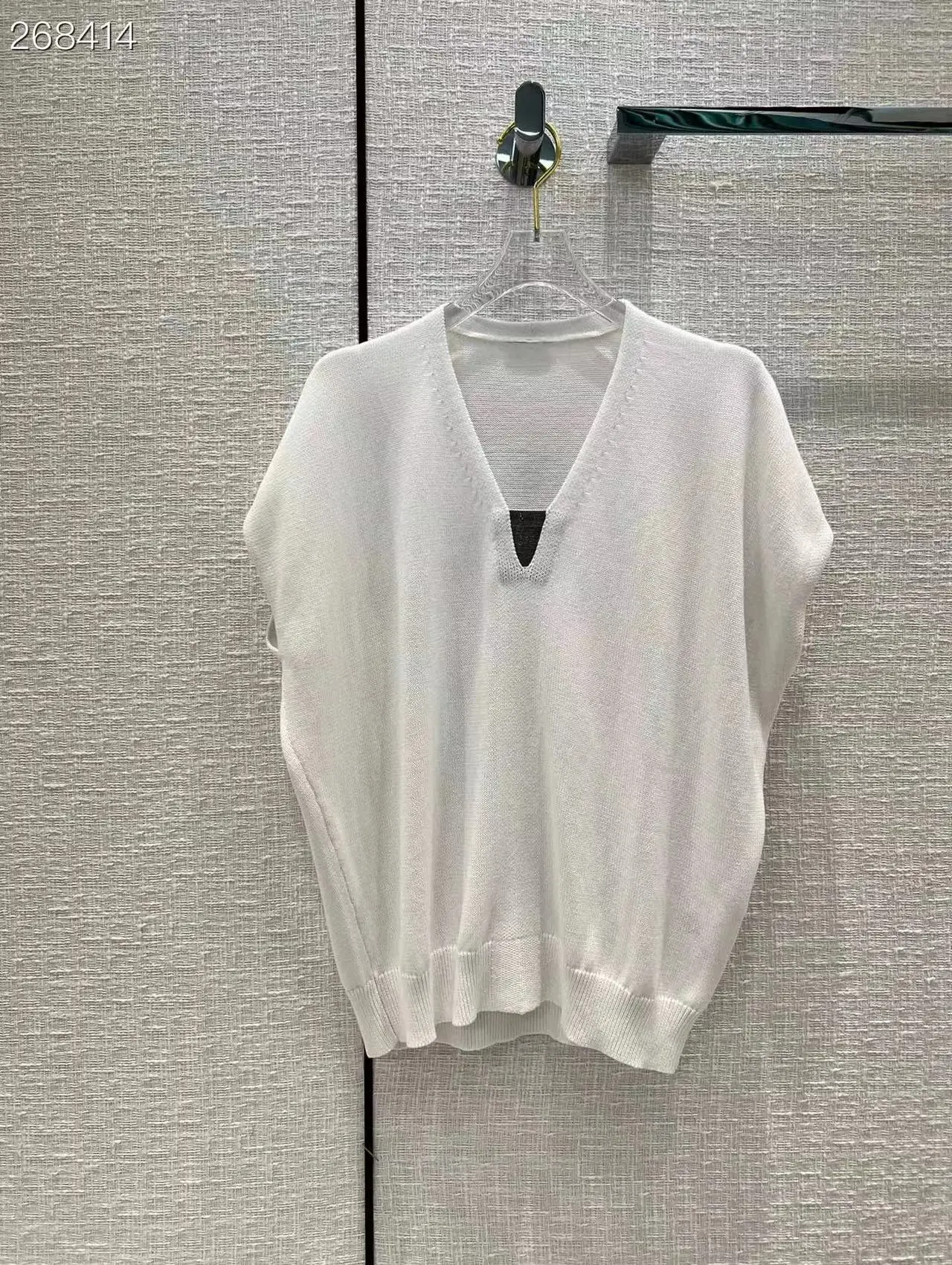 

Fyion Fashion Runway 2022 Spring Summer Casual Cotton Knit T-shirt Women Solid Sleeveless V-Neck Beading T-Shirts
