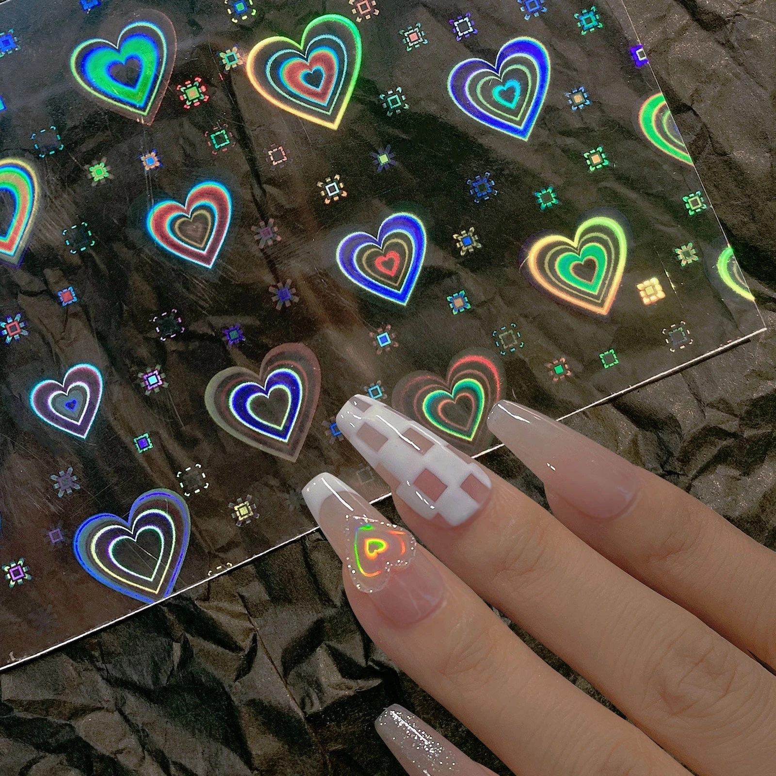 

1Sheet Gradient Aurora Heart Shape Nail Stickers Flashing Dynamic Love Nails Decal Laser Manicure Decoration For Nail Art Design